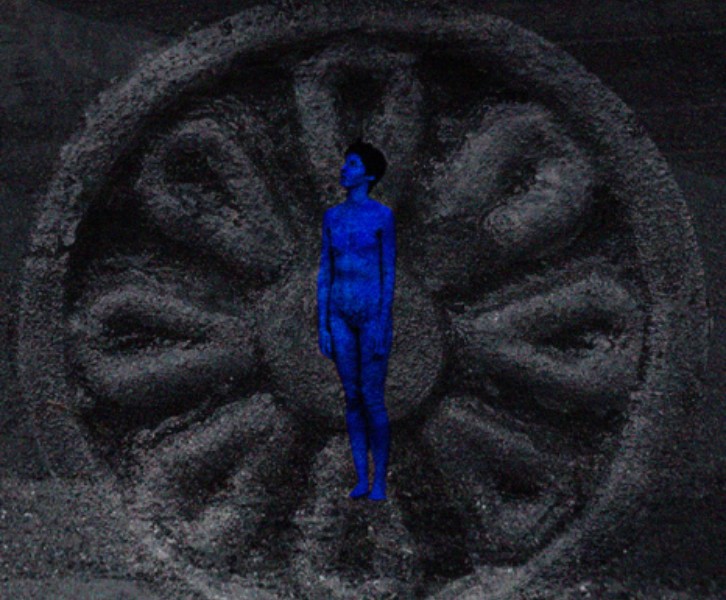 Ես դեռ այստեղ եմ/Я еще здесь