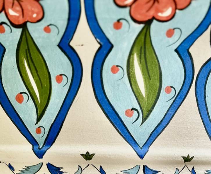 Atelier de décoration sur céramique arménienne
