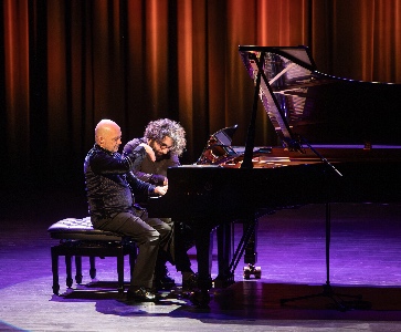 Duo OANA à Rouillac , Cyril PHÉLIX et Artavazd KACHATRIAN, piano à 4 mains 