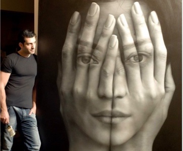 Filtered Identity: The Art of Tigran Tsitoghdzyan