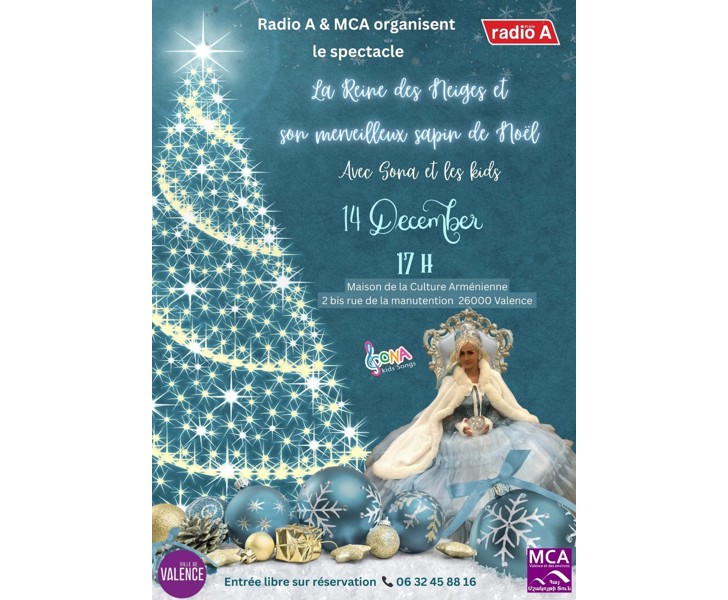 La Reine des Neiges et son merveilleux sapin de Noël