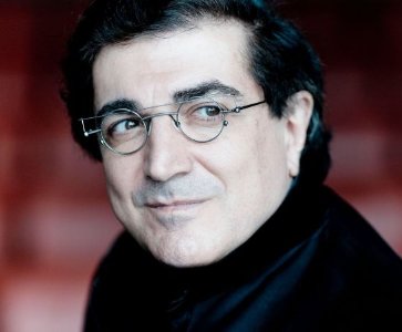 SERGEY BABAYAN & L’ORCHESTRE DE CHAMBRE DE GENEVE
